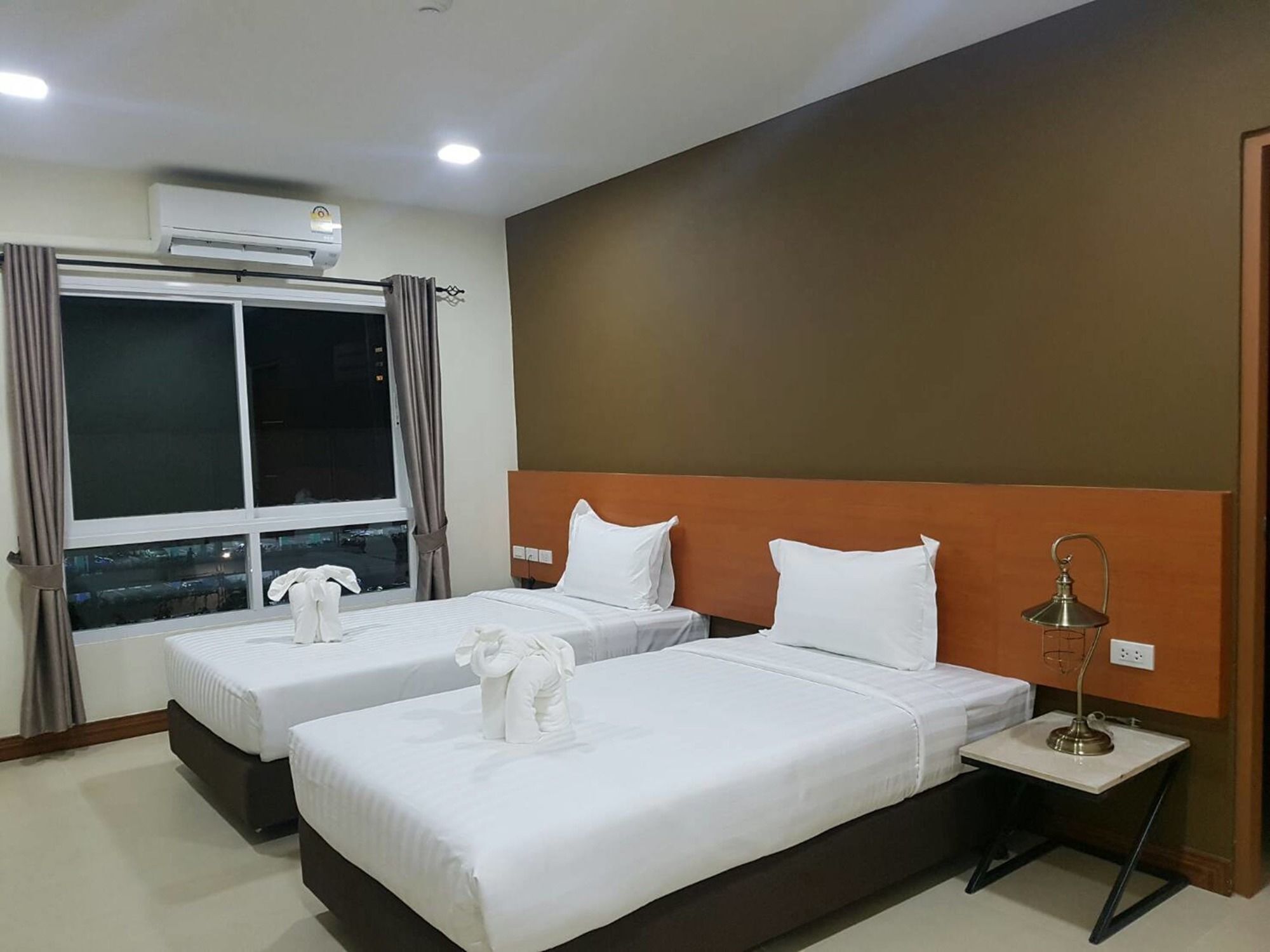 Devloft Hotel Korat Nakhonratcsaszima Kültér fotó